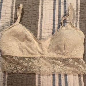 Hollister gilly Hicks bralette